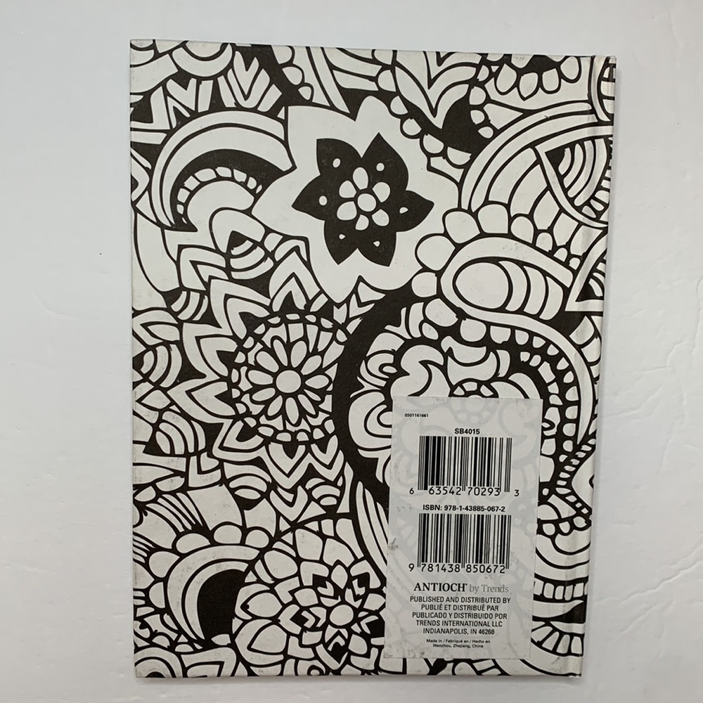 Color and Writing Journal 🆕 - Picture 8 of 9